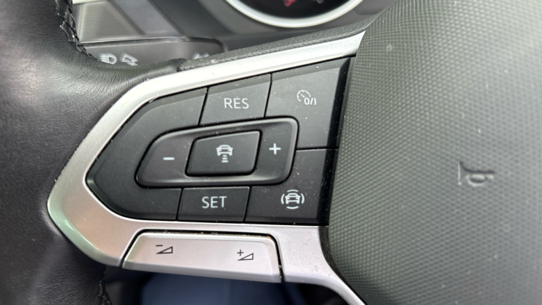 Volkswagen Tiguan 2.0 TDI Active 5dr Diesel Estate